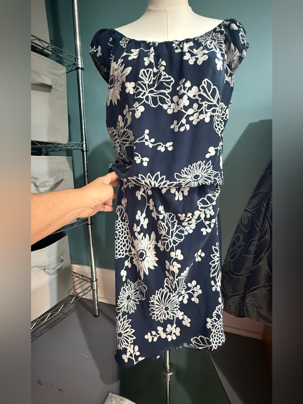 J Crew Womens Large Navy White Floral Blouson Dress Elastic Waist- Fits Like A L